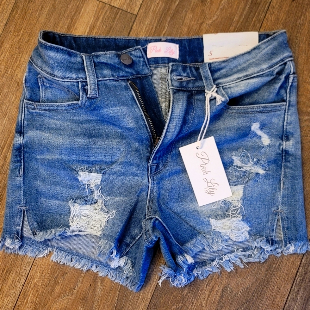Women's Pink Lily Jean shorts- size small